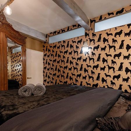 Amazingly Luxurious Loft Apartment, Soho - 3 Bedrooms, 2 Bath & Office Лондон Экстерьер фото