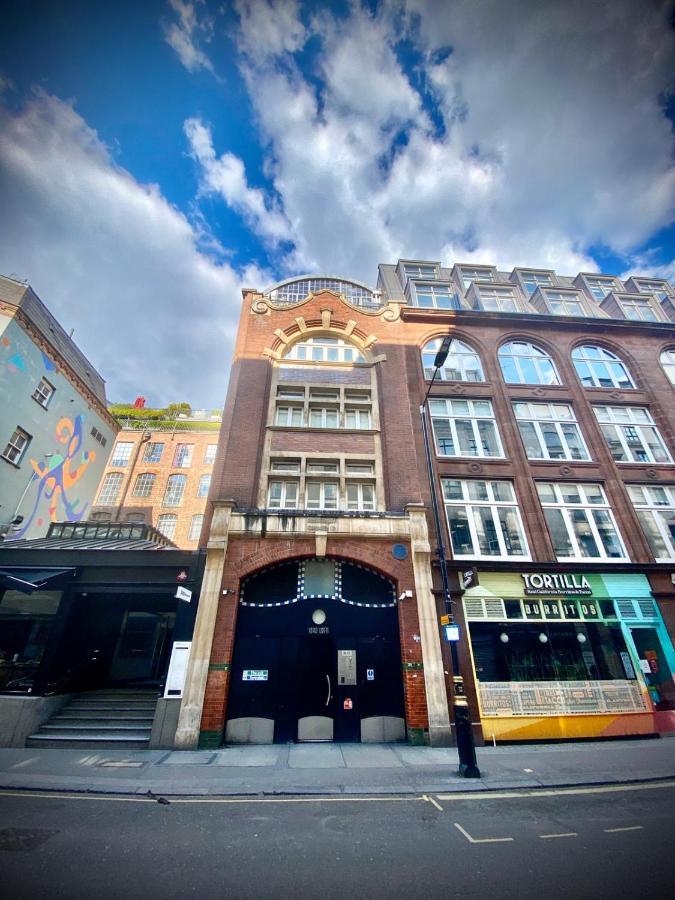 Amazingly Luxurious Loft Apartment, Soho - 3 Bedrooms, 2 Bath & Office Лондон Экстерьер фото