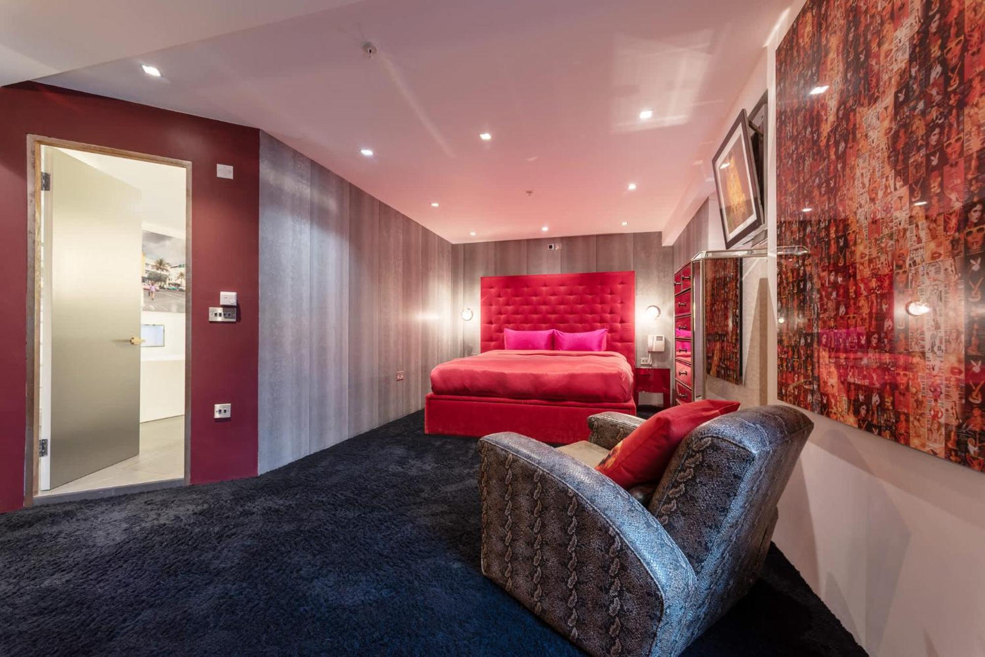 Amazingly Luxurious Loft Apartment, Soho - 3 Bedrooms, 2 Bath & Office Лондон Экстерьер фото